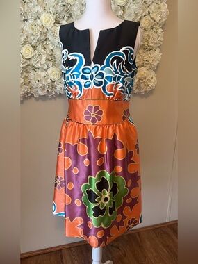 Fiori Di Zucca 100% Silk Floral Notch-Neck Mini Dress in Orange, Black & Teal